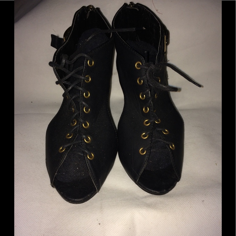 Wedge peep toe sandals